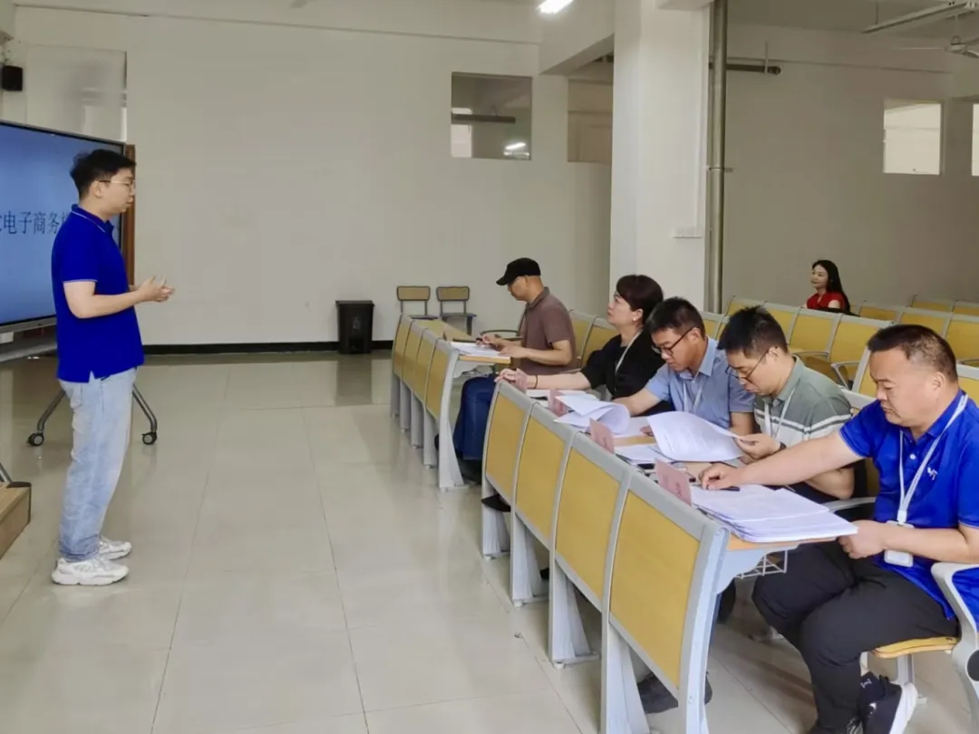 以赛促教展风采，匠心育人砺技术——扬智科老师职业能力大赛校级提拔赛圆满闭幕